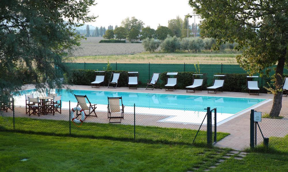 Residenza Torre Acquatino Aparthotel Spello Exteriör bild